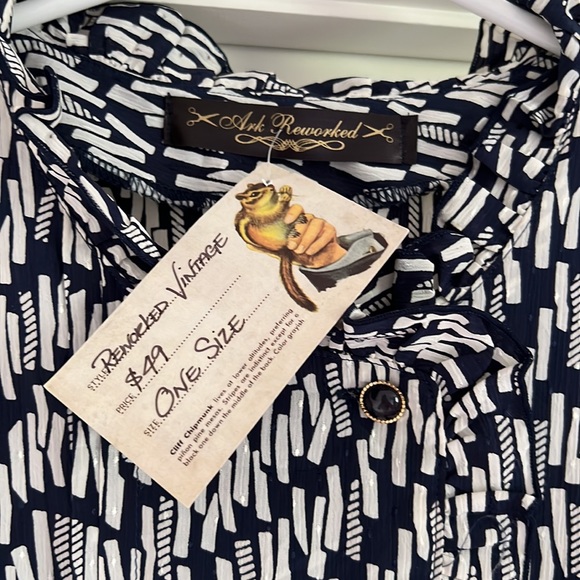 Reworked Navy and White Vintage Dress - Picture 4 of 7